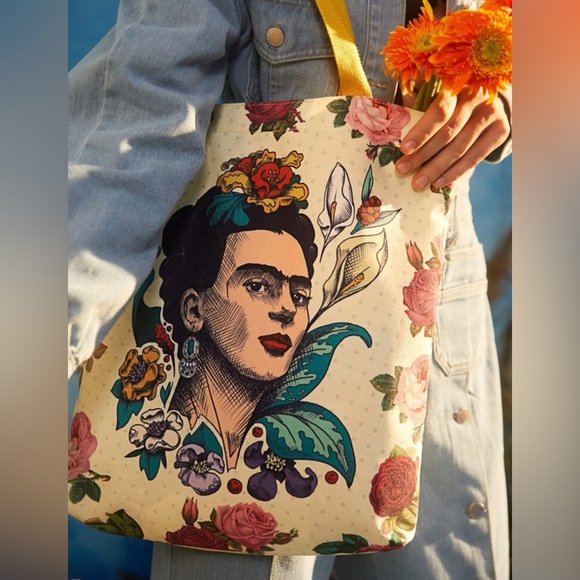 None Handbags - Frida Figure & Flower Pattern Square Bag
